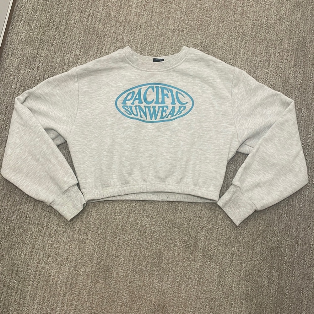 Pacsun cropped sweatshirt size small
